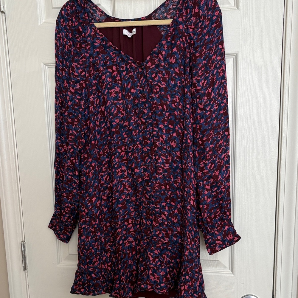 Parker Calantha V-Neck Long Sleeve Silk Blend Floral Shift Dress in Navy Pink